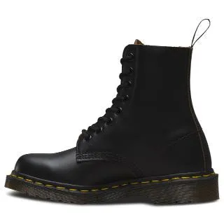 1460 Made In England Vintage Smooth Lace Up Boot
