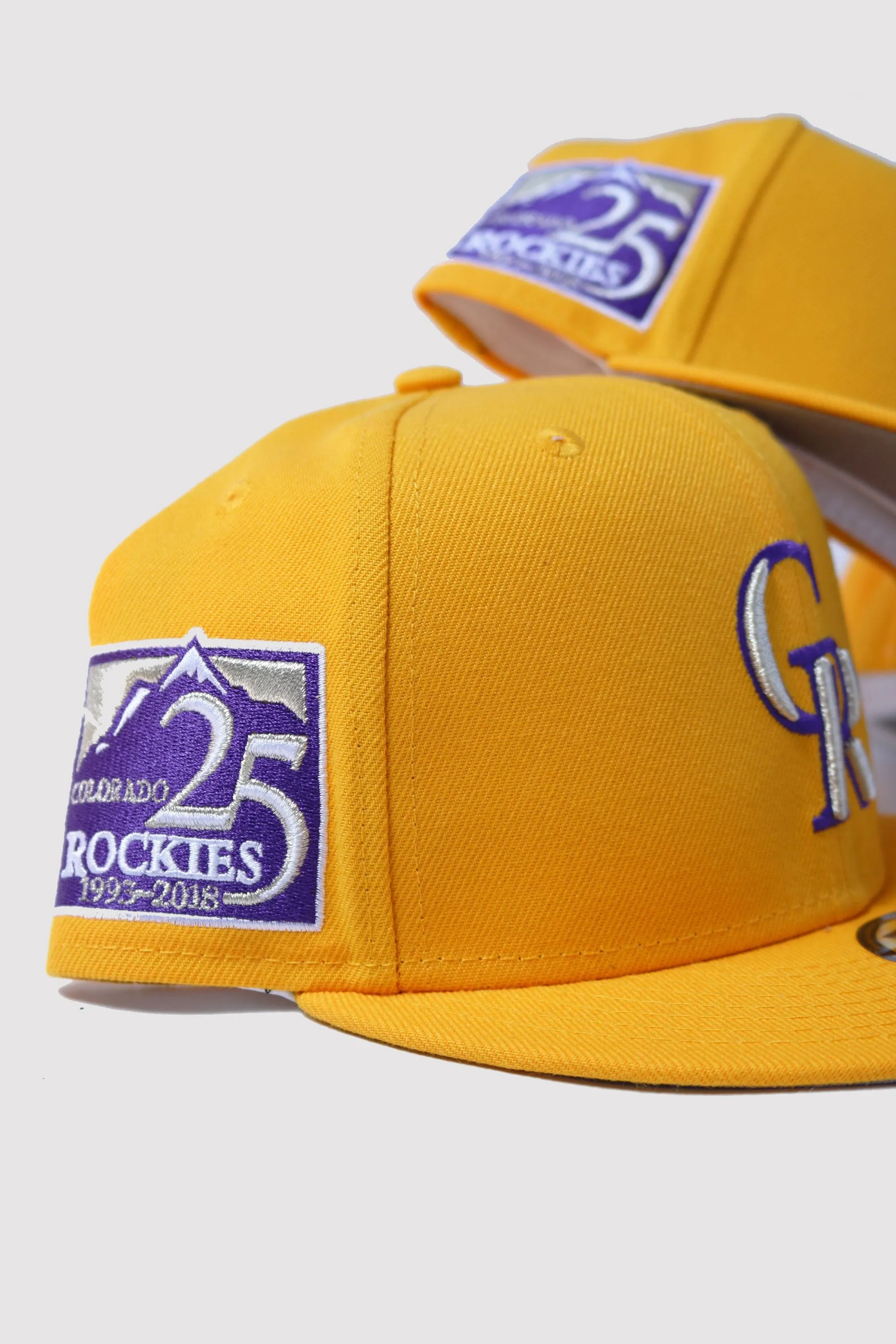 25TH ANNIVERSARY COLORADO ROCKIES YELLOW FITTED W/ GREY UNDER VISOR