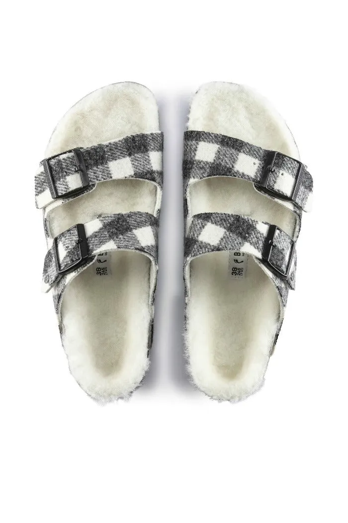 Arizona Rivet Narrow Width in Plaid White