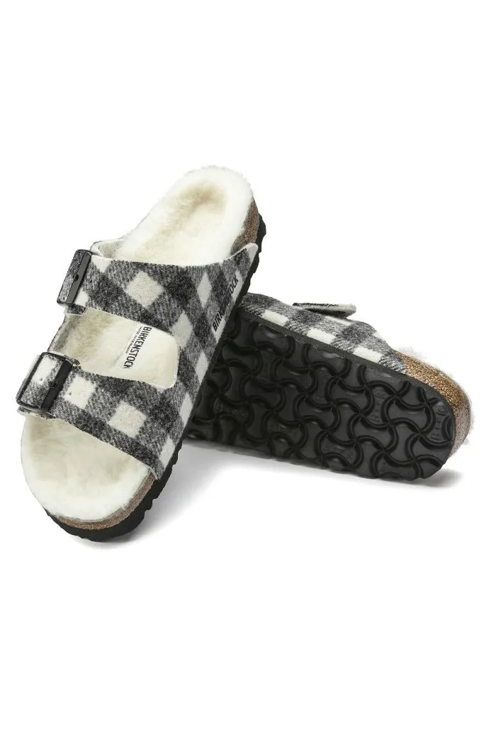 Arizona Rivet Narrow Width in Plaid White