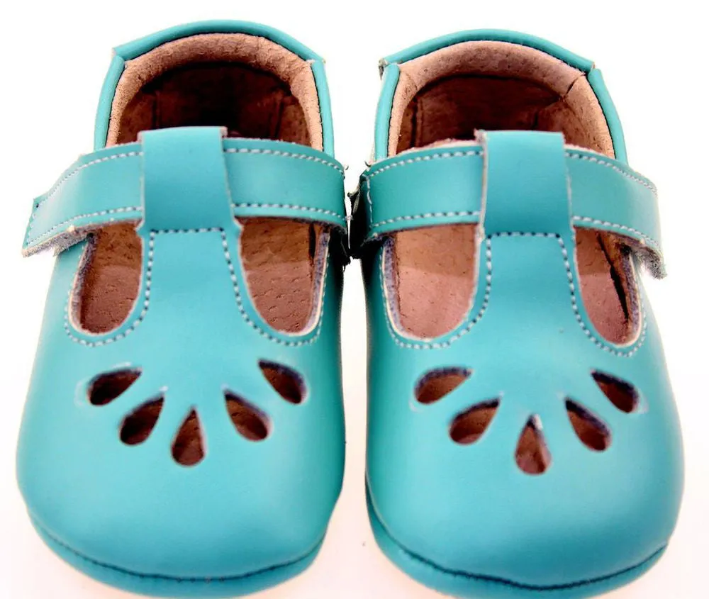 Baby shoes Cow Leather Baby Moccasins Soft Soled Baby Boy Shoes Girl born Infant Baby Shoes First Walkers