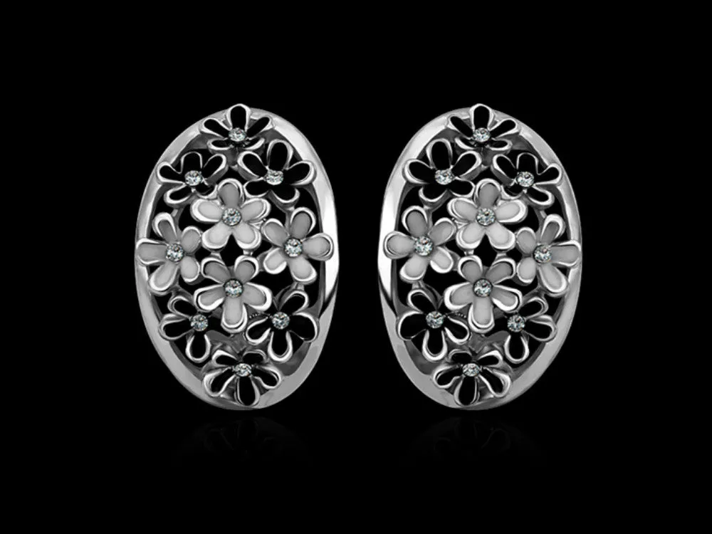 Beautiful silver plated earring with black and white flowers