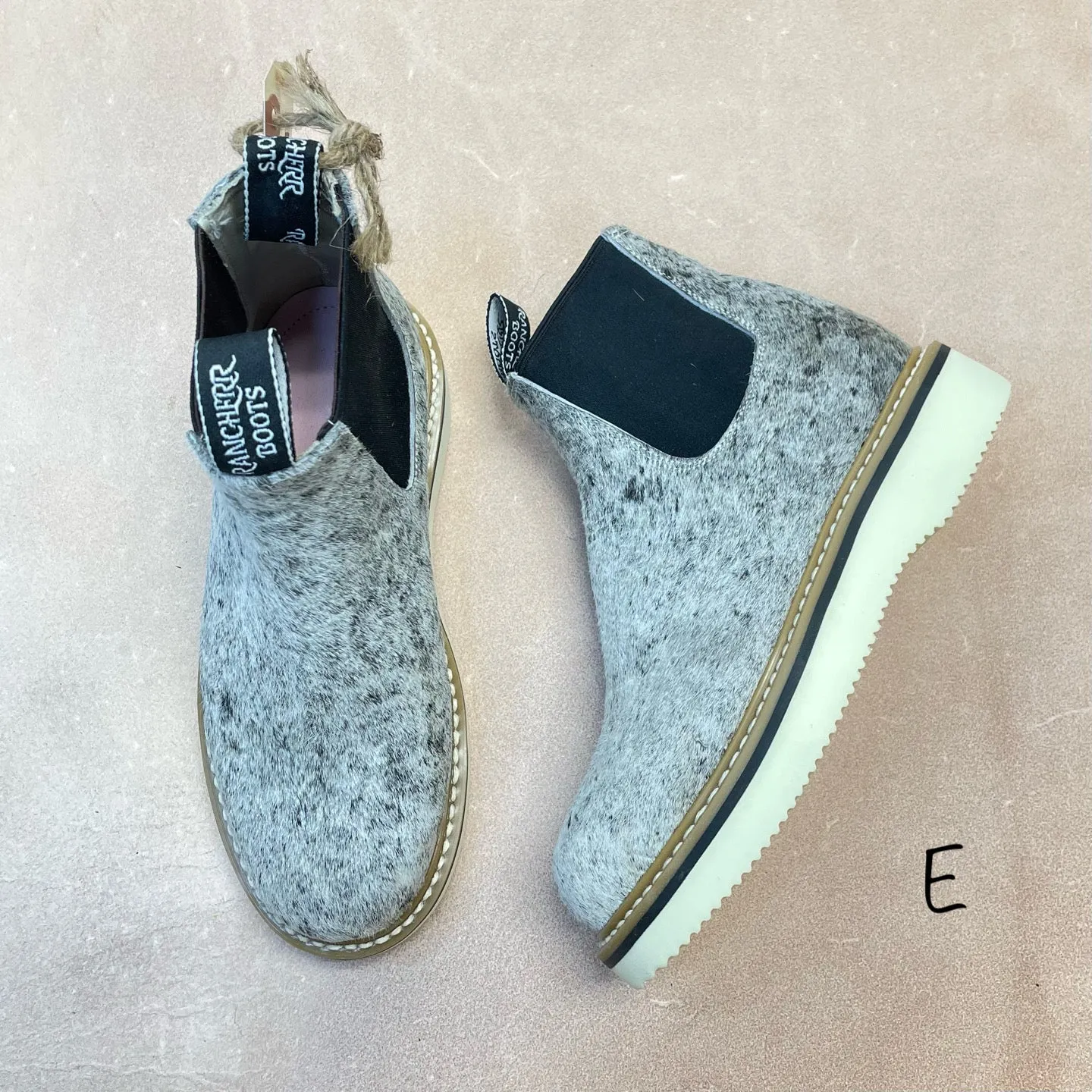 Cowhide Lechera - Size 7