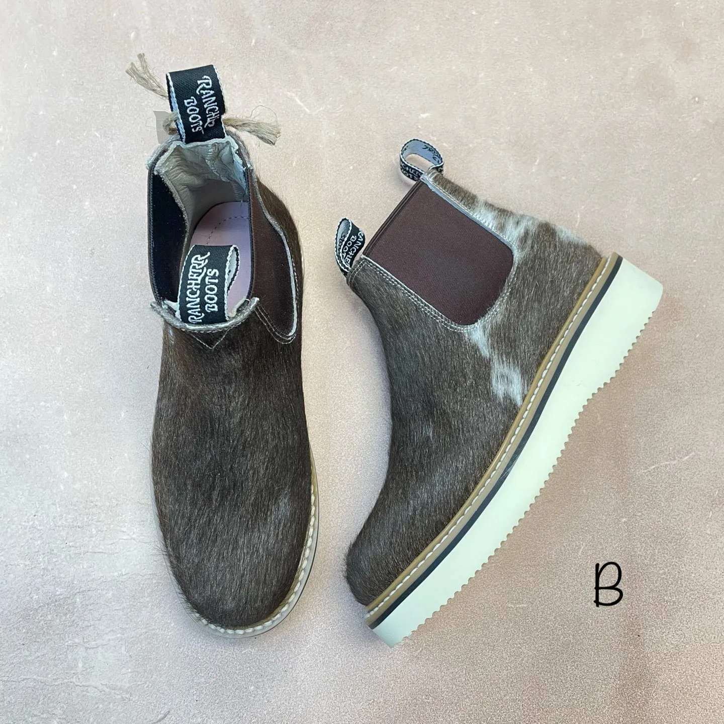 Cowhide Lechera - Size 7