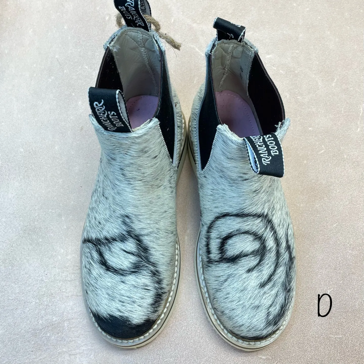 Cowhide Lechera - Size 7