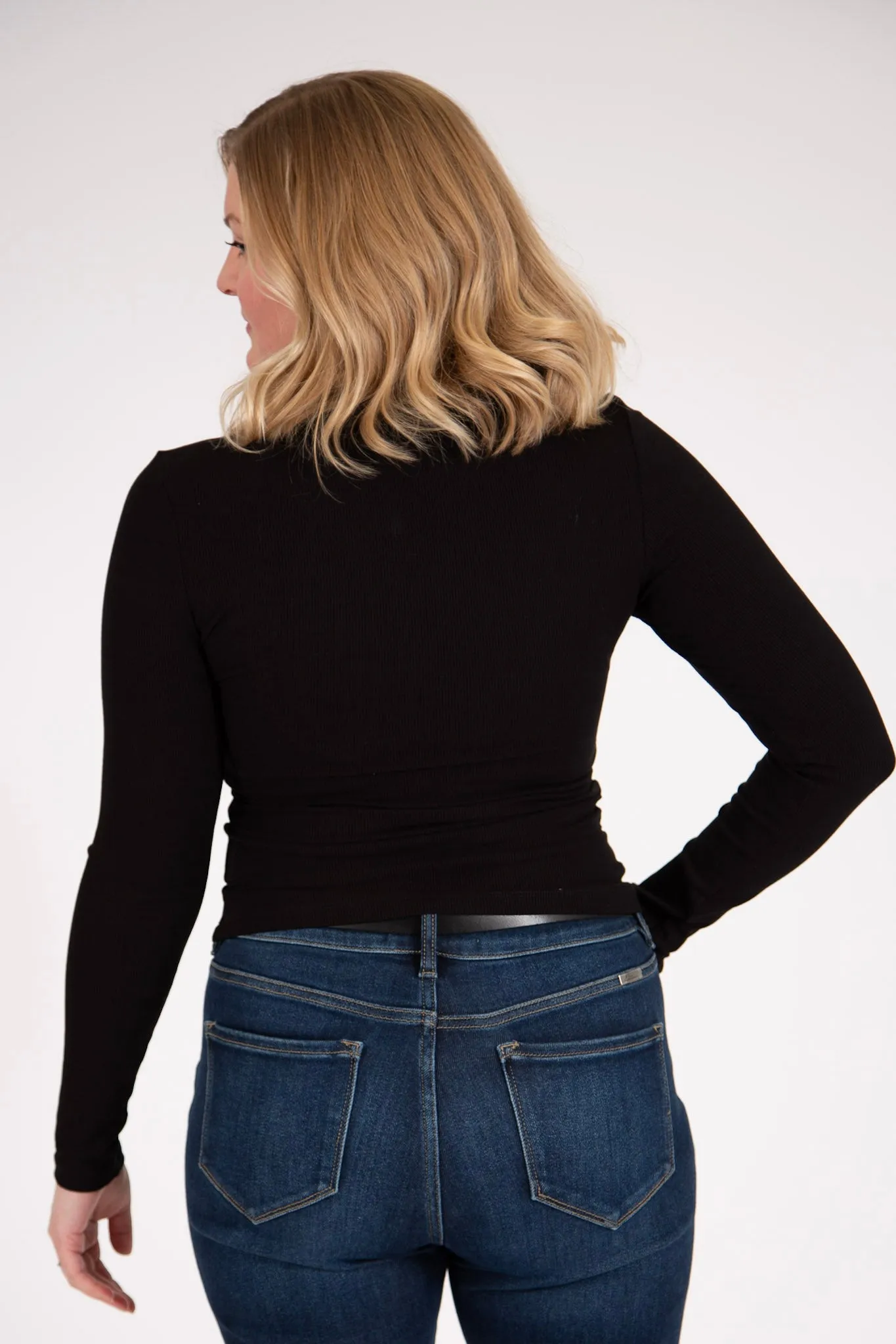 Double Layered Ribbed Long-Sleeved Shirt | Black