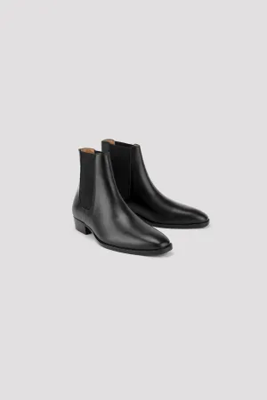 Fray 30mm Chelsea Boots In Smooth Black Leather