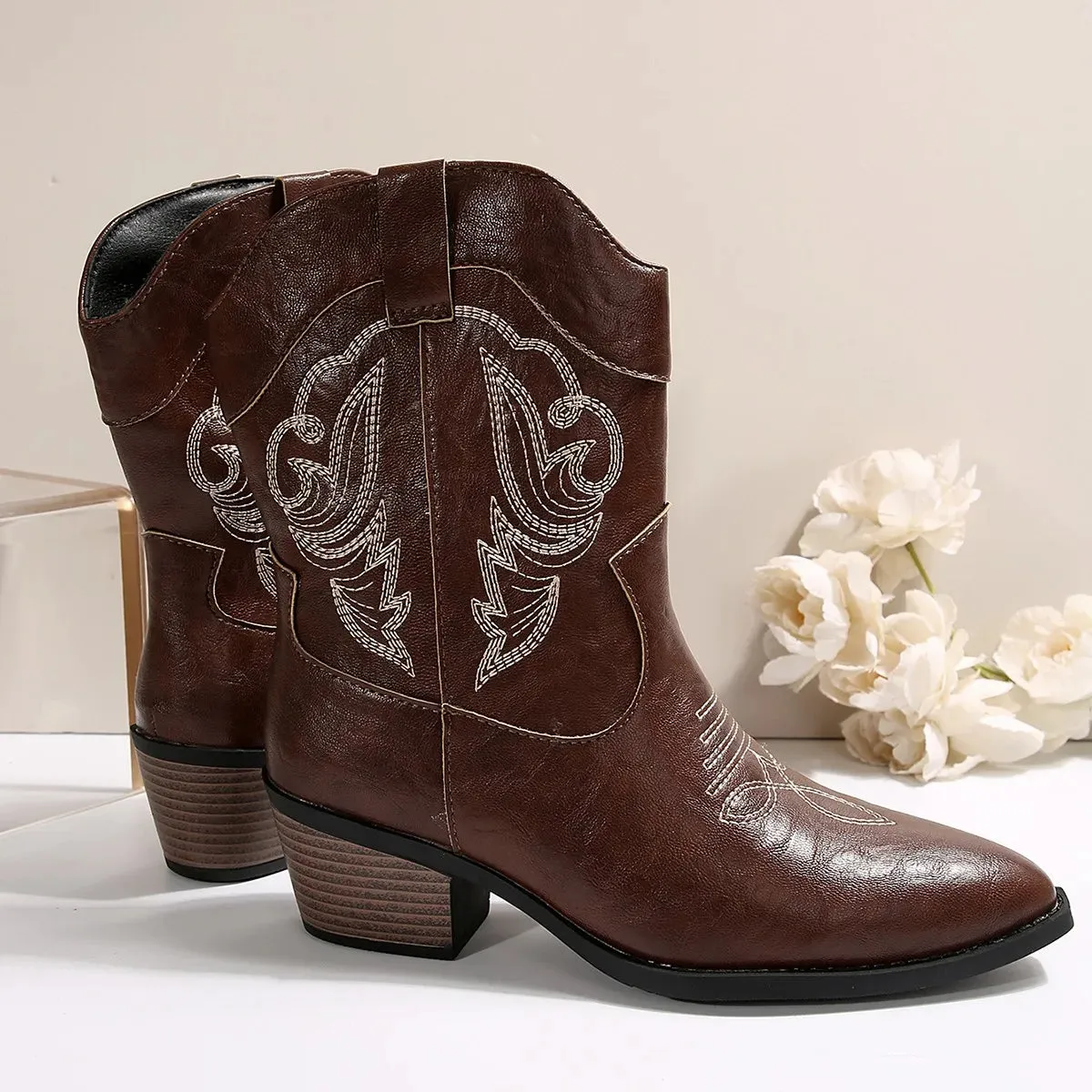 Helga | Classic Cowboy Boots