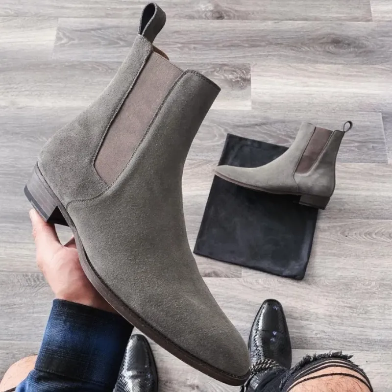 High-quality men's suede boots with elastic insert