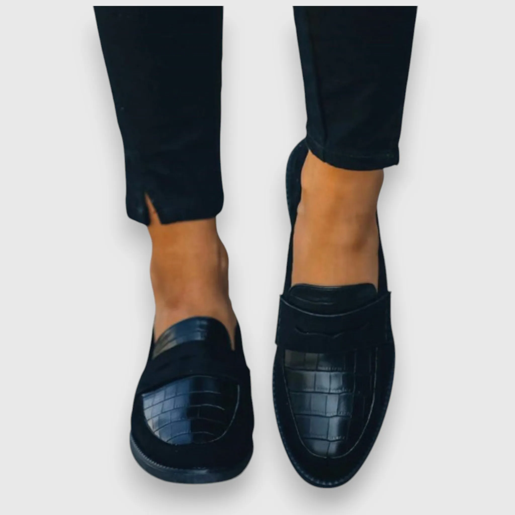 Liny – Stylish Moccasin Slippers