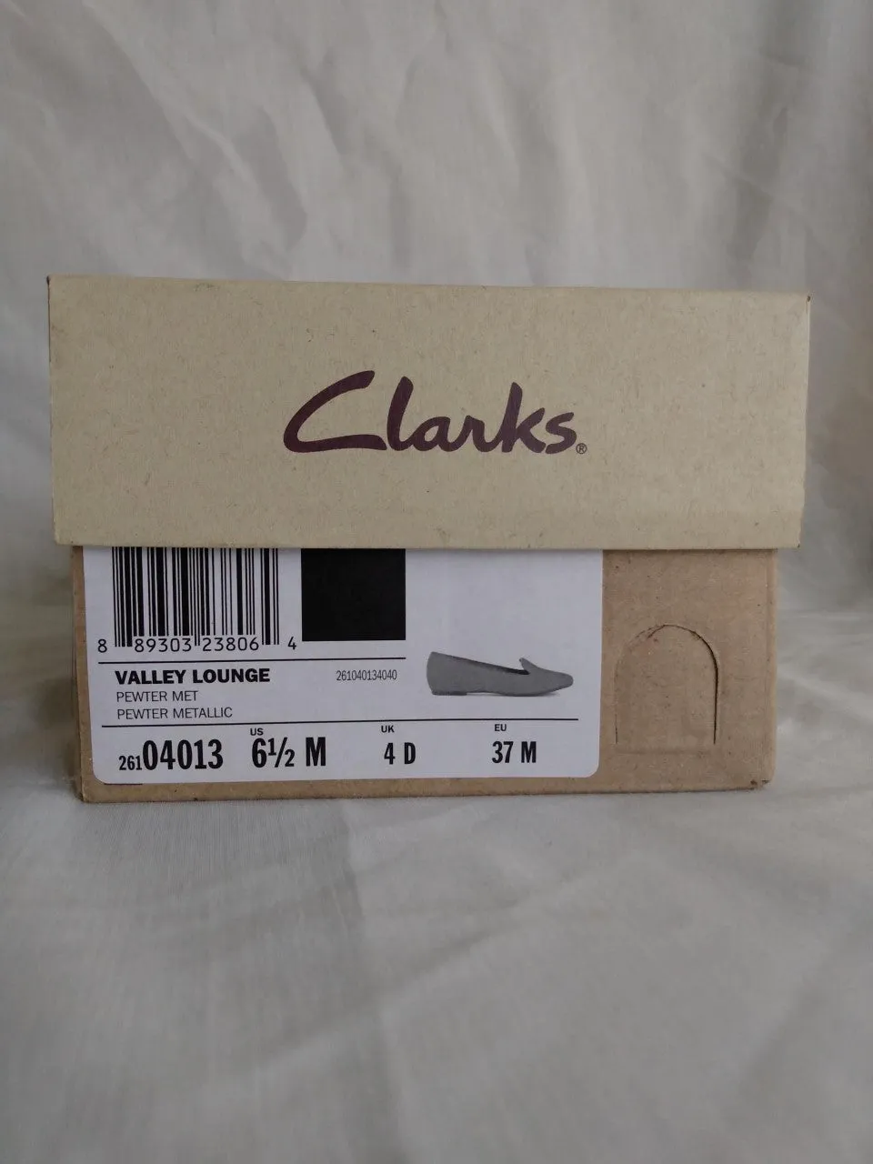 NIB -Clarks Valley Lounge Flats - Size: 6.5M