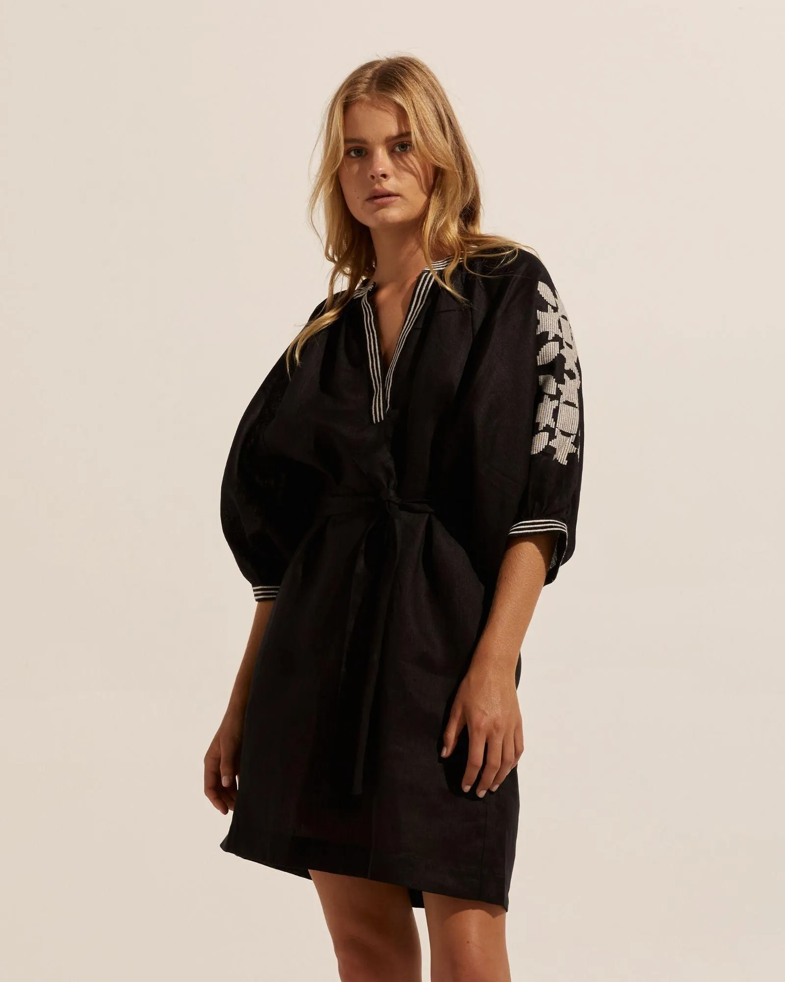 Season Dress - Black