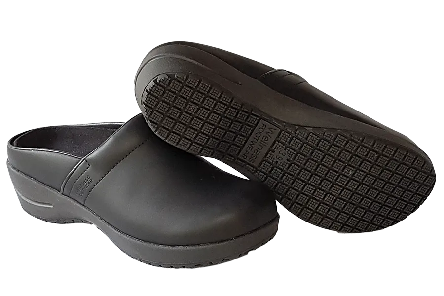 Wellness Faves Work Clogs - Black