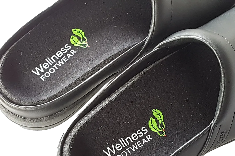 Wellness Faves Work Clogs - Black