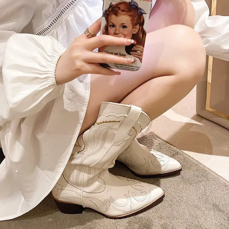 White Ethnic Style Pointed Toe Knight Boots for Women