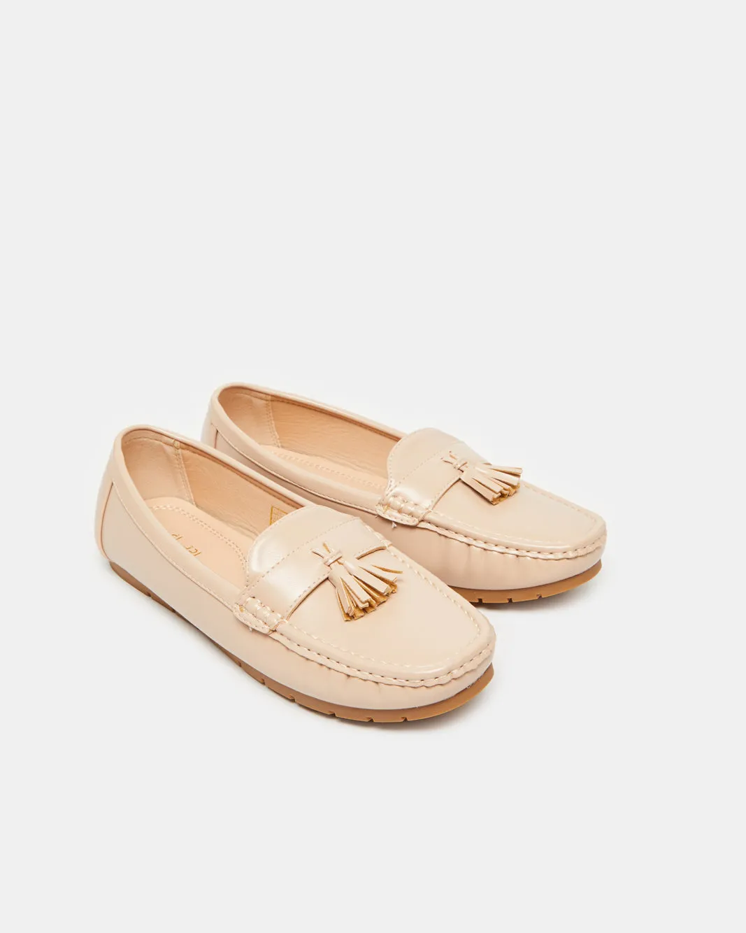 Women Pink Moccasin With Tussle Upper